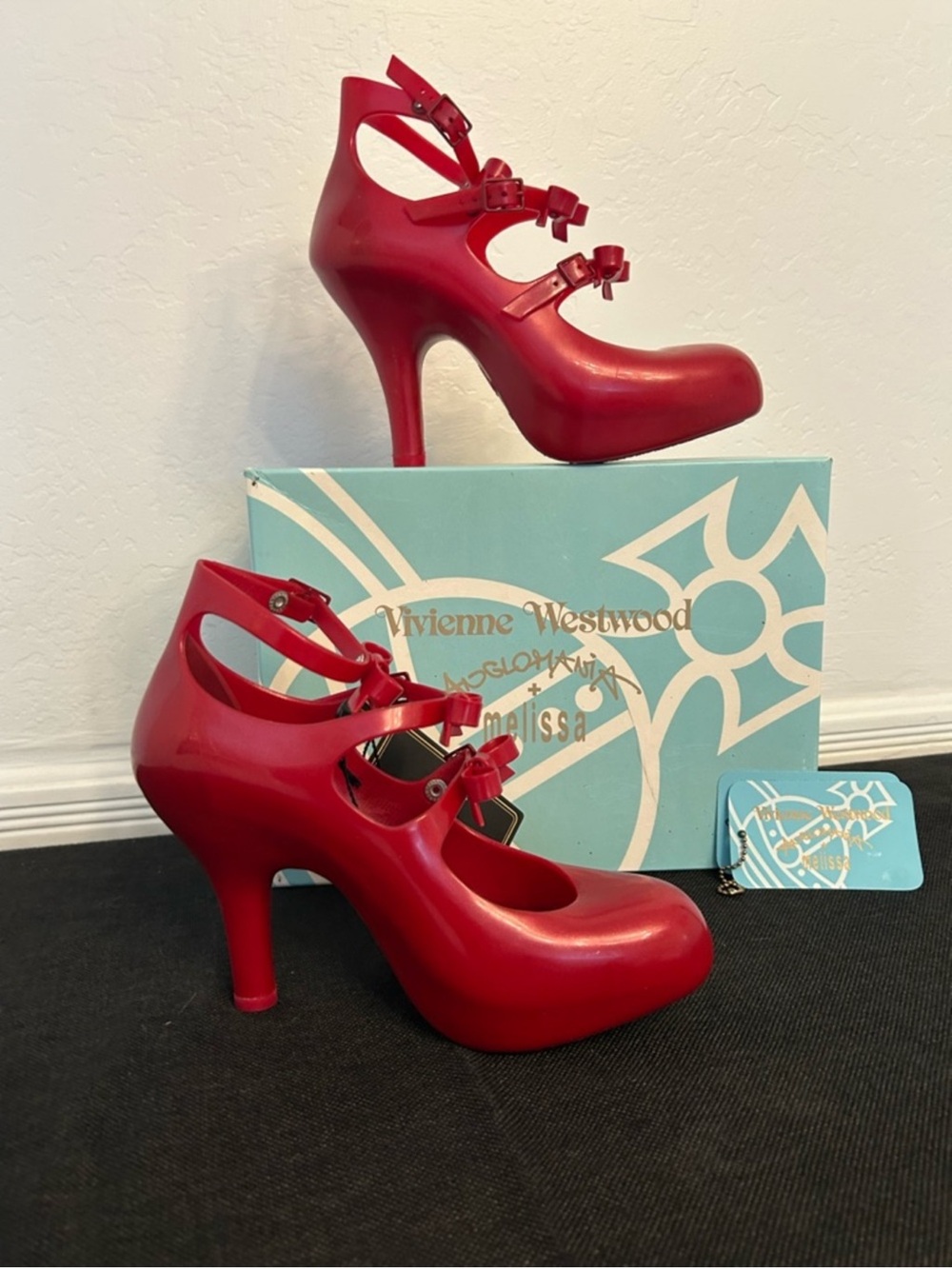 Vivienne Westwood Anglomania glossy red Melissa heels NWT!!